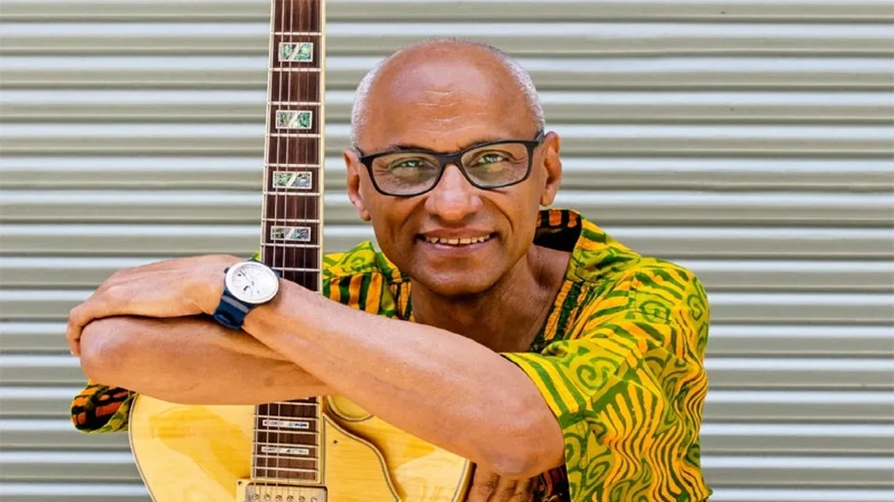 Cláudio Jorge lança álbum dedicado ao universo negro, incluindo homenagem a Vini Júnior