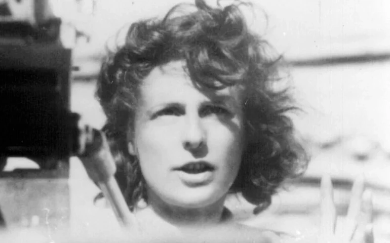 Documentário sugere que Leni Riefenstahl, cineasta do nazismo, contribuiu para massacre de judeus poloneses