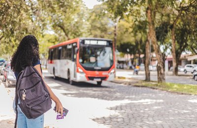 Passe Livre Estudantil assegura inclusão e permanência escolar em Maceió