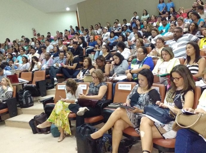 Alagoanos discutem propostas para a Base Nacional Comum Curricular