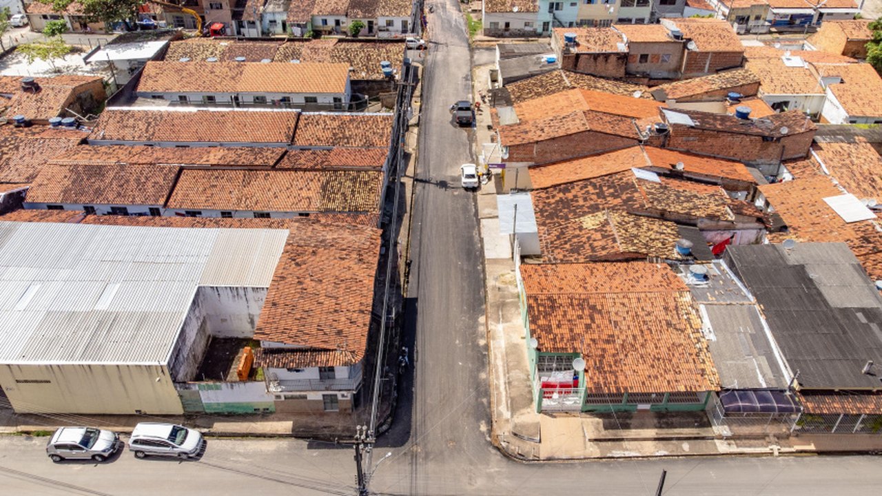 Prefeitura de Maceió livra moradores da lama ao levar pavimentação no Vale do Reginaldo