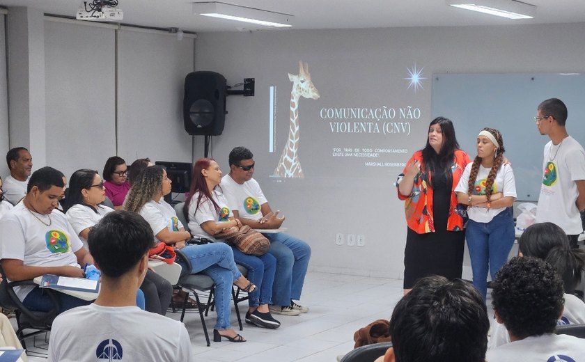 PCJE promove curso de Comunicação Não-violenta para 65 estudantes da rede pública