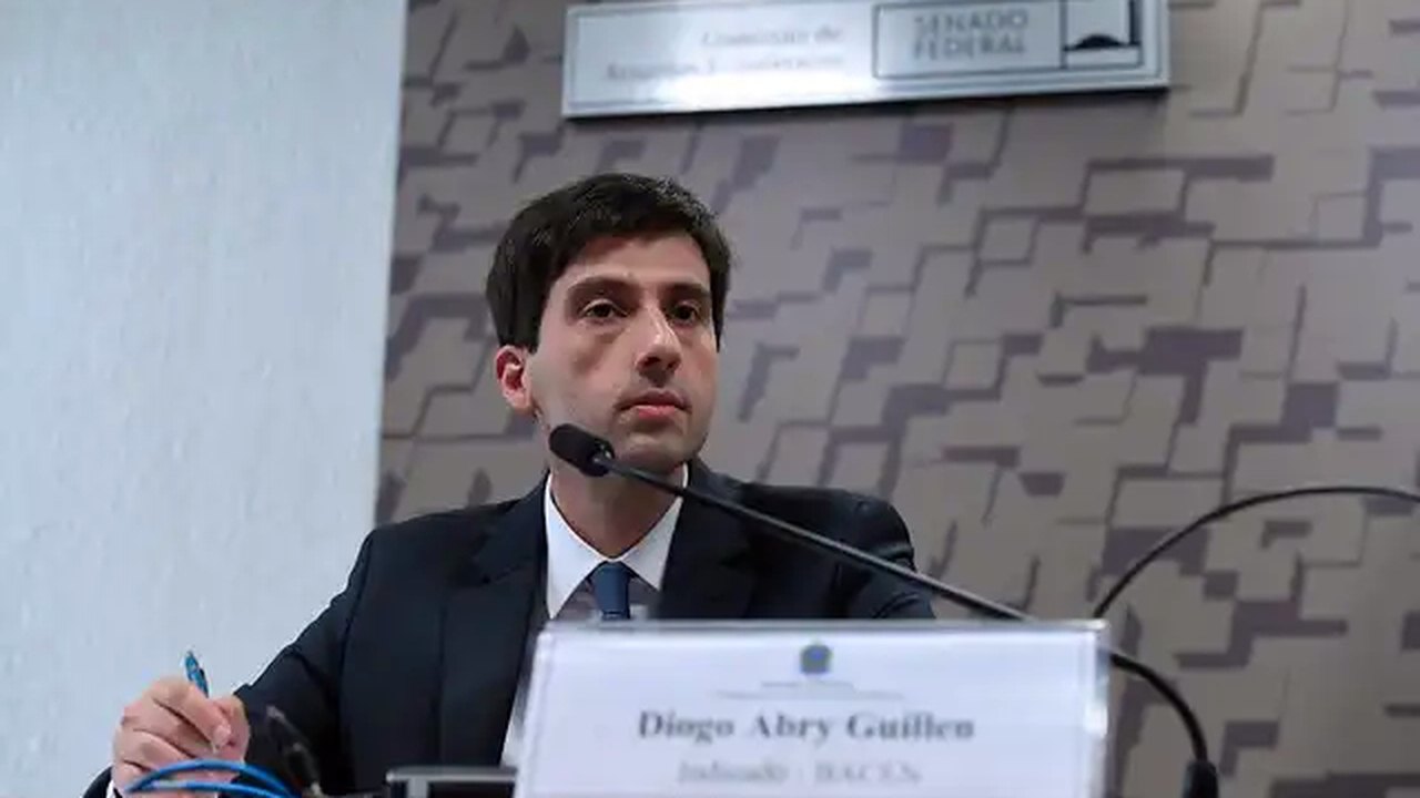 Atividade econômica do País está acima do esperado no 1º semestre, diz Guillen