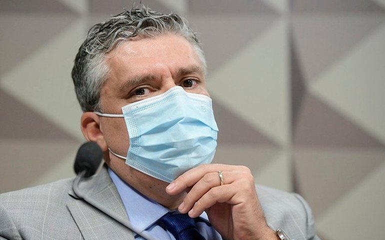 Diretor da FIB Bank nega relações com &#8216;dono oculto&#8217; de empresa e Maximiano