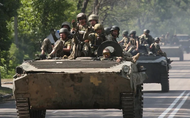 Com avanço das tropas ucranianas, recrutas russos sem treinamento adequado são expostos ao combate na linha de frente