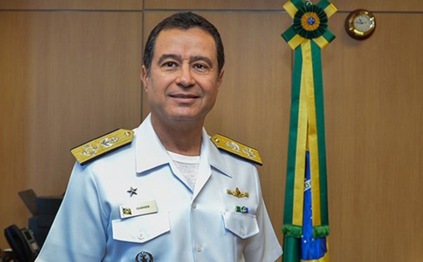 Em busca da absolvição, defesa de Garnier tenta fazer frente aos chefes das outras Forças