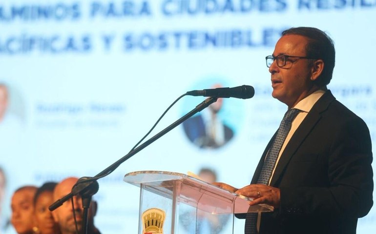 Niterói é referência em segurança pública para a América Latina, afirma prefeito