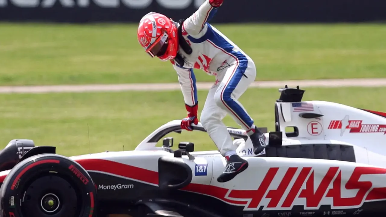 Pietro Fittipaldi é confirmado na Haas para testes oficiais da Pirelli em Abu Dabi