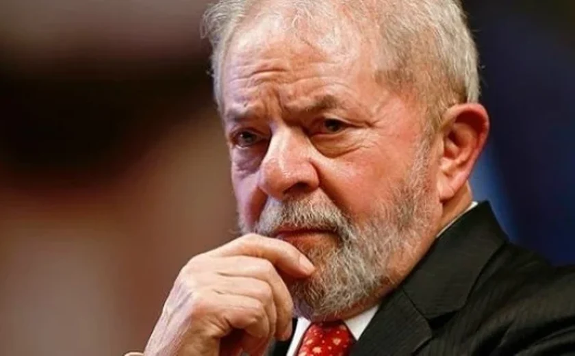 Lula vai criar secretaria para monitorar redes sociais