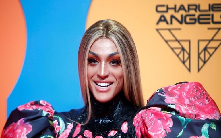 Pabllo Vittar publica vídeo misterioso em rede social e diz que nova era chegou