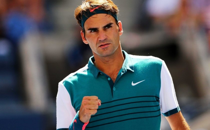Federer salva 2 match points, bate francês e avança às quartas de final em Halle