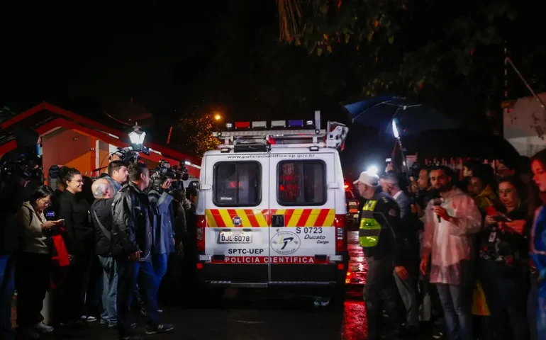 Acidente aéreo mata professora portuguesa e família venezuelana que viajava com cachorrinha