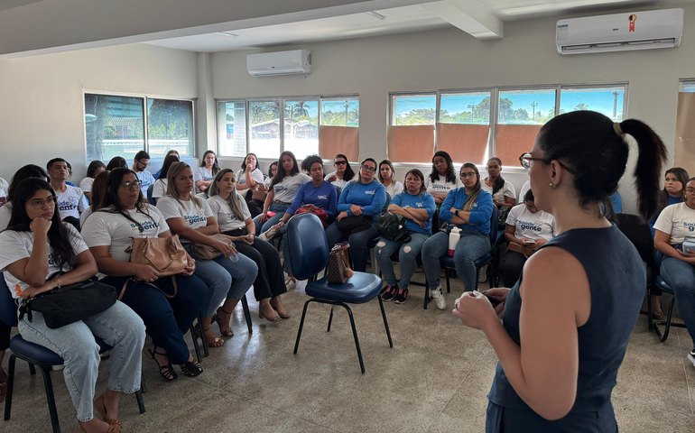 Profissionais do Saúde da Gente participam de oficina sobre programa de controle do tabagismo