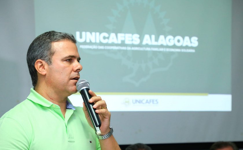 Maykon Beltrão participa do Encontro Mensal da Unicafes