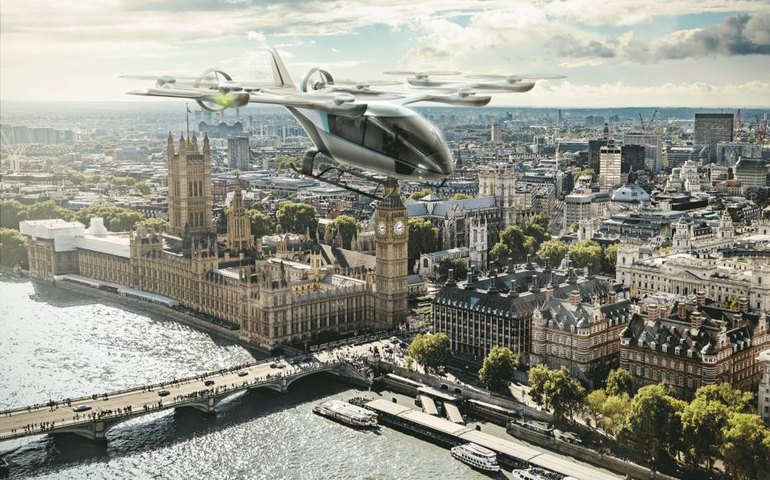 Eve, da Embraer, mostra cabine de ‘carro voador’ previsto para 2026