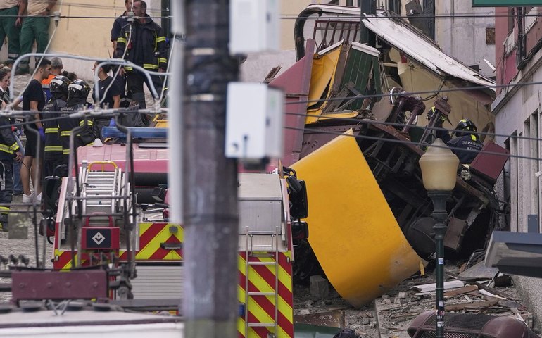 Elevador da Glória: descarrilamento em Portugal tem ao menos 15 mortos e 18 feridos