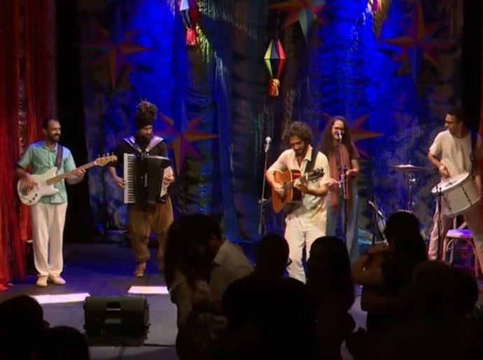 São João Raiz leva programação cultural ao Theatro Homerinho