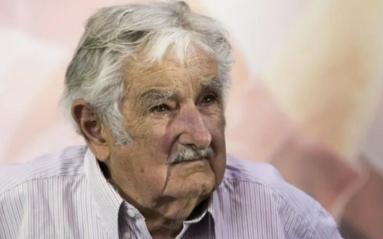 Mulher de Mujica diz que ex-presidente do Uruguai vive 'momento mais difícil' de tratamento contra câncer