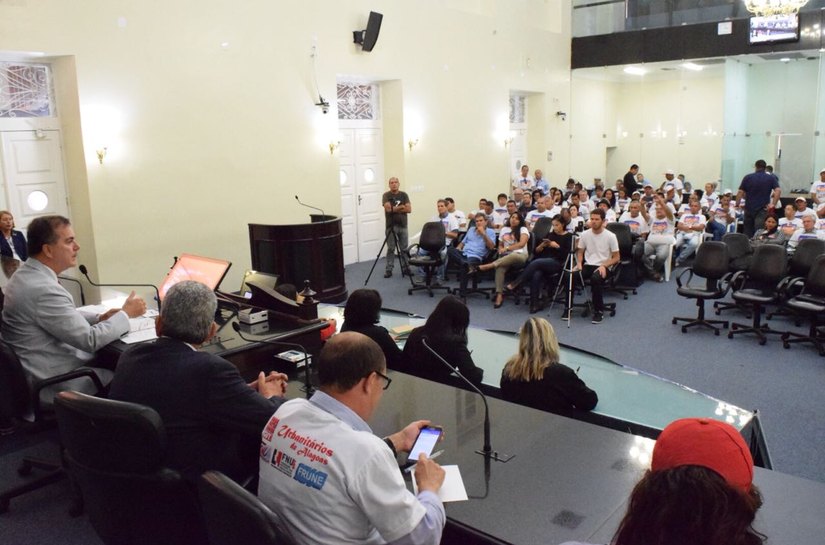 Em audiência na ALE, entidades se mostram contrárias à MP que altera marco do saneamento
