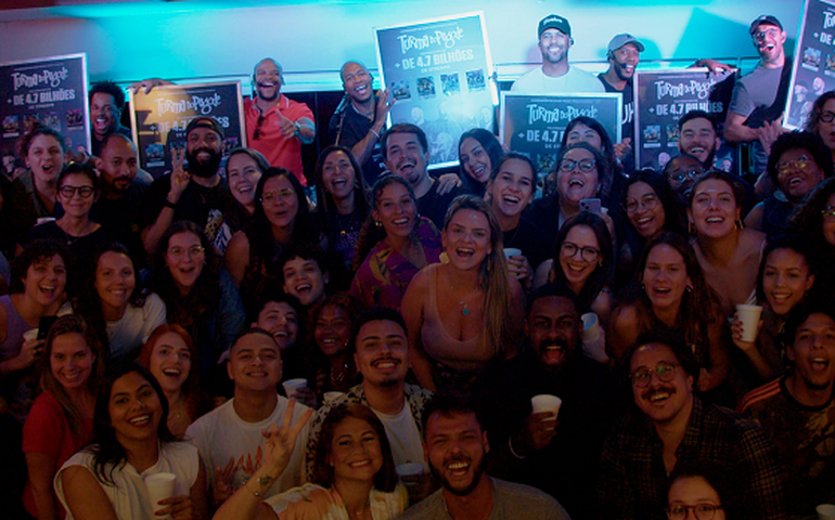 Com 4,7 bi nos apps, Turma é homenageada pela Sony Music