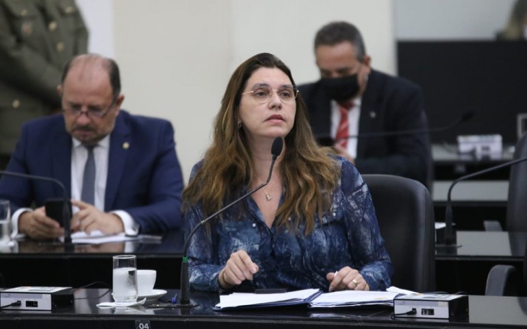 “O cidadão vai pagar duas vezes”, alerta Jó sobre concessão de serviços de água e esgoto na região metropolitana