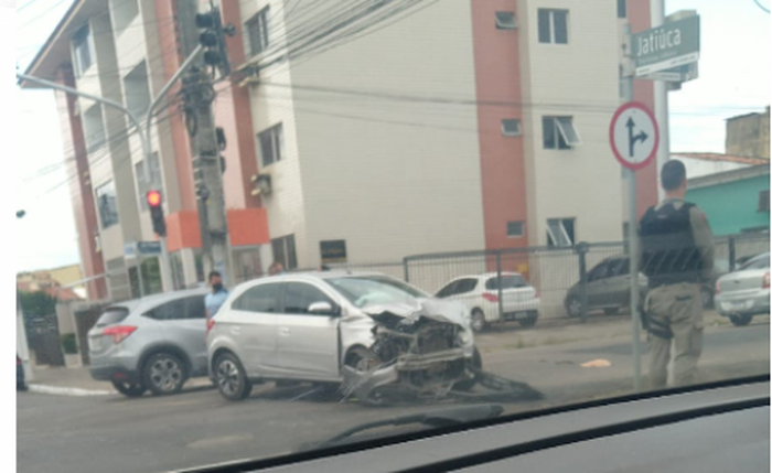 Acidente na Jatiúca