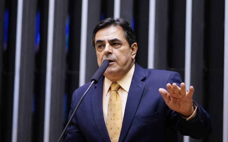 Comissão aprova projeto com regras para uso da palavra “mel” em rótulos de produtos alimentícios