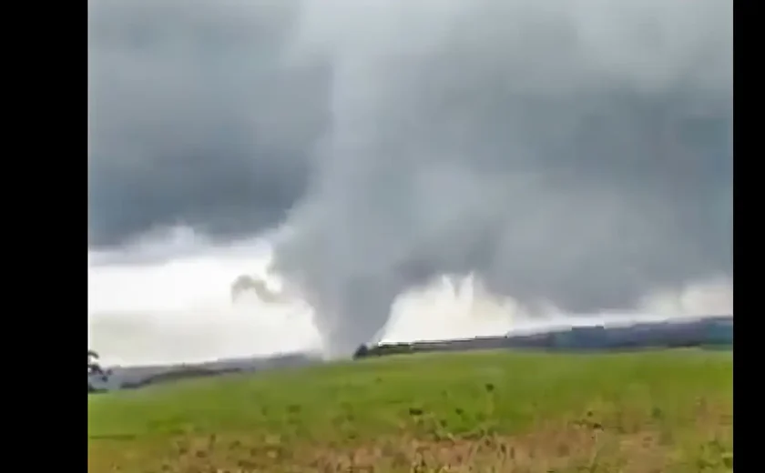 Tornados deixam mais de 20 mortos nos EUA