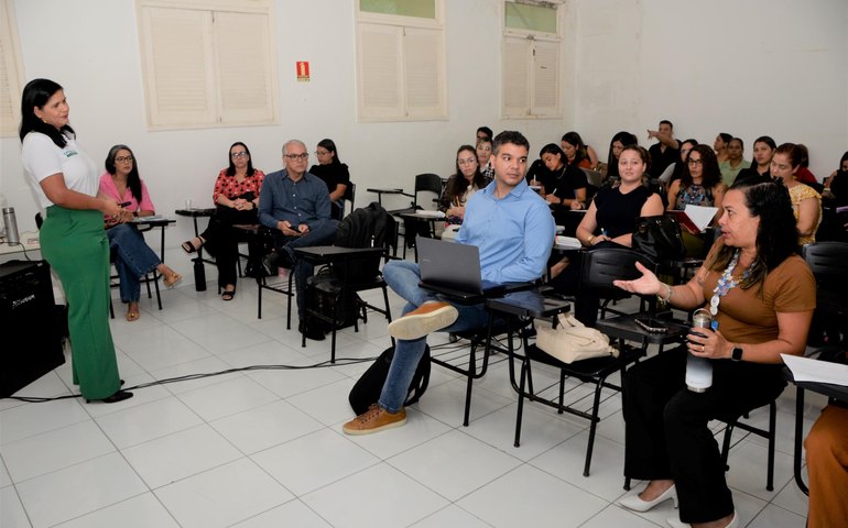 Sesau promove curso sobre o Programa de Treinamento em Epidemiologia Aplicada ao SUS