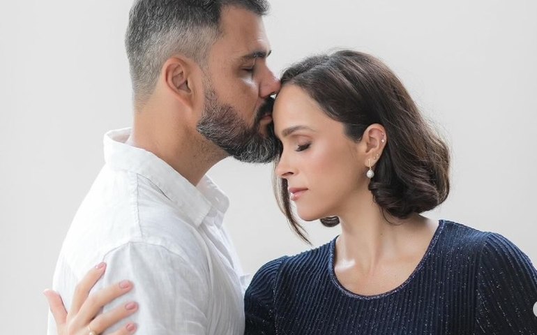 Veja detalhes da festa 'minimalista' feita por Leticia para Juliano Cazarré