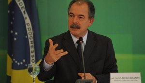Mercadante: governo avaliará se houve reajuste abusivo em matrículas feitas com recursos do Fies Jos