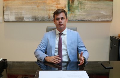 Programa Pontapé oferta 240 vagas de estágio para estudantes de Direito