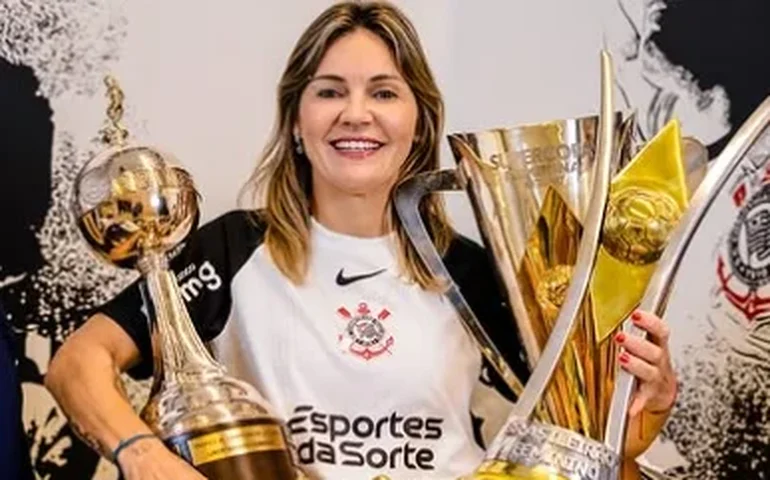 Gabi Zanotti é eleita Rainha da América pela segunda vez consecutiva