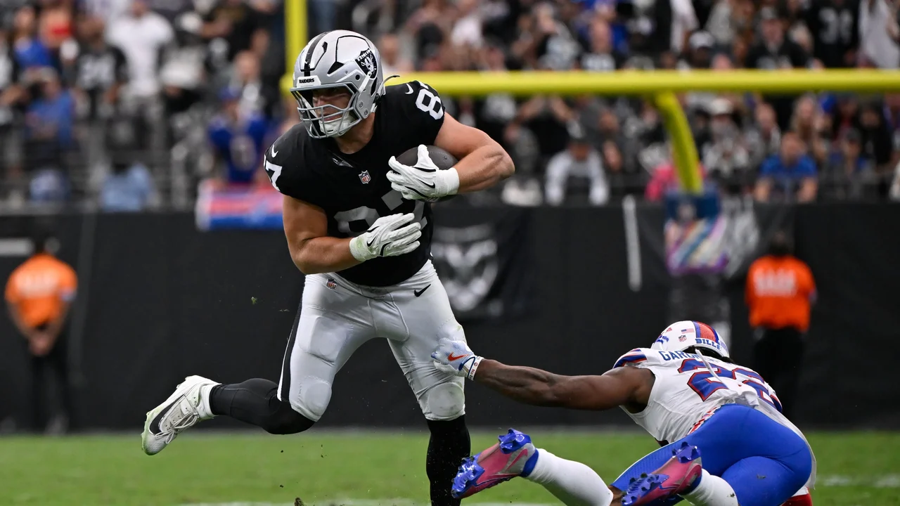 Liga fecha NFL House em Paris por antecipação a protestos planejados