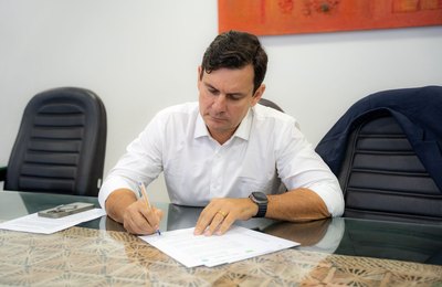 Prefeitura de Coruripe e Instituto Biota firmam parceria para conservação e manejo da fauna marinha