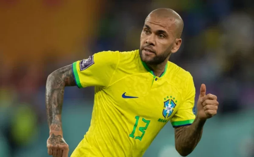 Daniel Alves é detido na Espanha após denúncia de assédio sexual