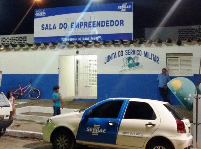 Prefeito Paulo Dâmaso inaugura Sala do Empreendedor em Anadia