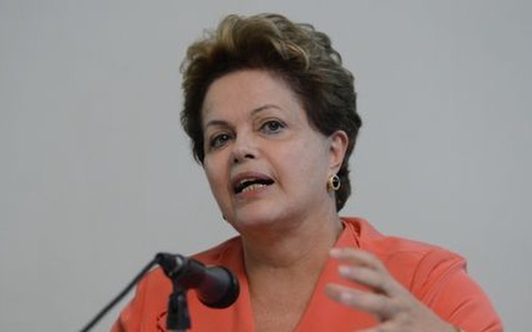 Dilma anuncia reforma ministerial
