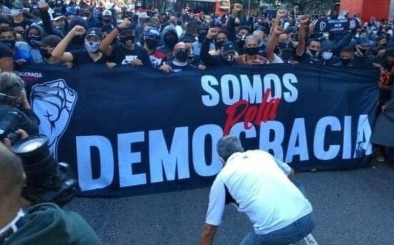 Motorista e economista à frente das mobilizações