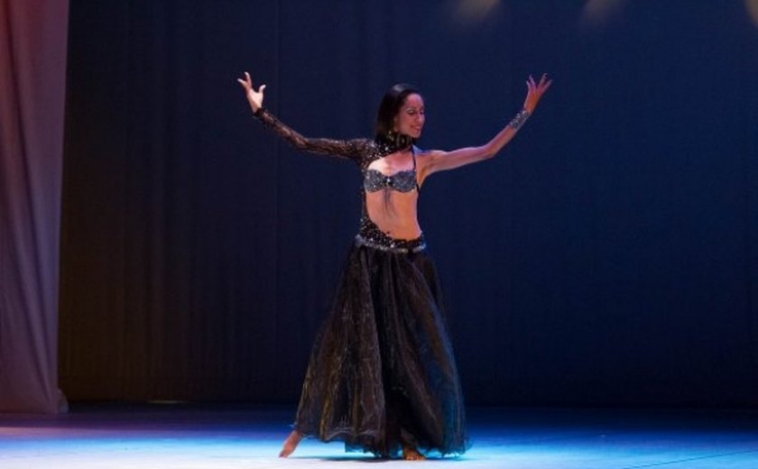 Quinta no Arena apresenta Pétalas  com a Cia. de Danças Flor de Lótus