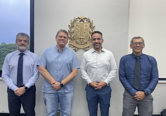 Em São Paulo, Paulo Dantas busca parcerias para segurança pública