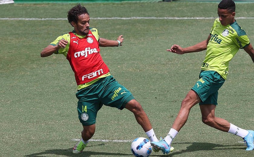 Palmeiras faz treino com Gustavo Scarpa no gramado antes da decisão da Recopa