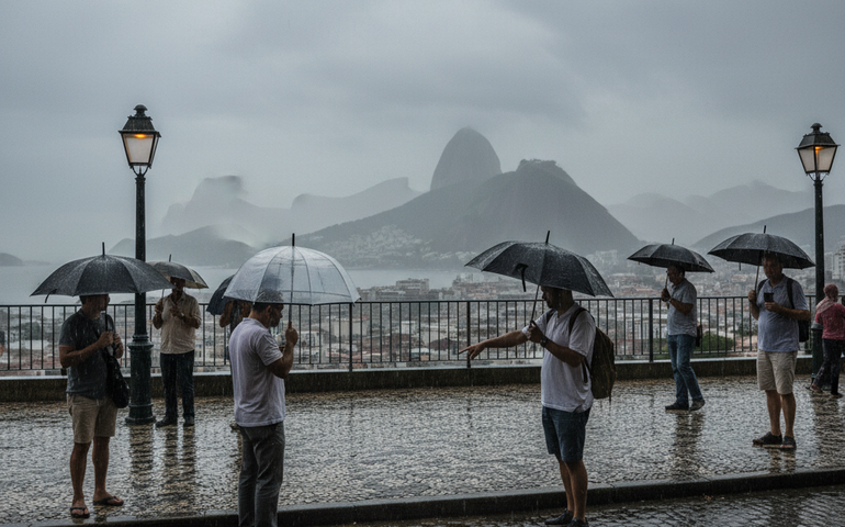Sábado no Rio tem previsão de chuva; verão começa no domingo com sol e temperatura elevada