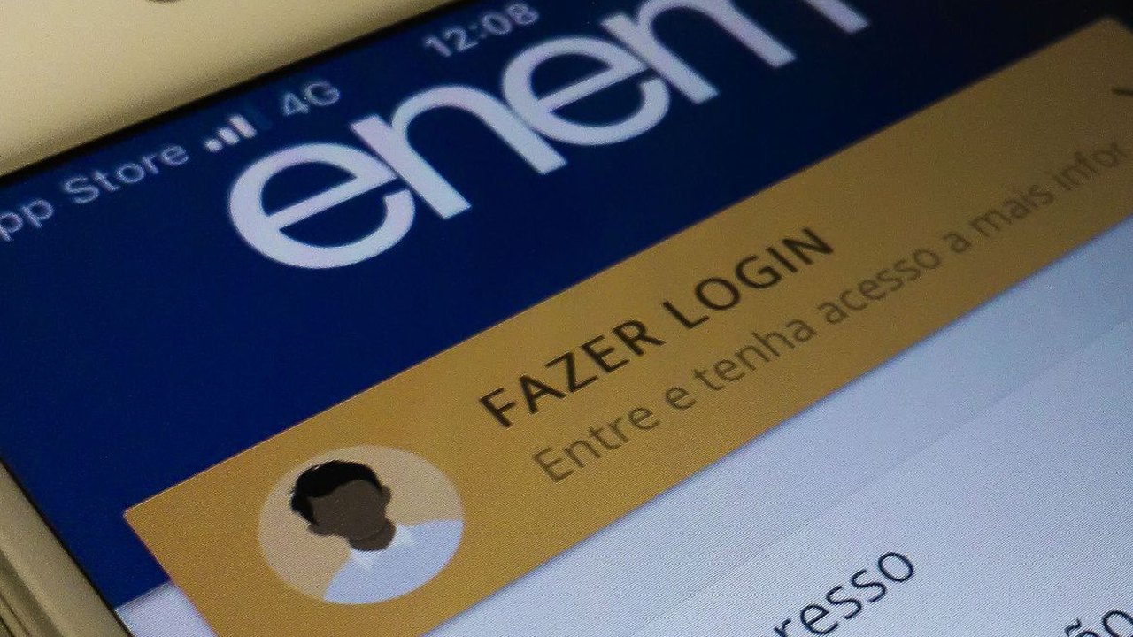 Enem: participação de alunos da rede pública no fim do ensino médio despenca
