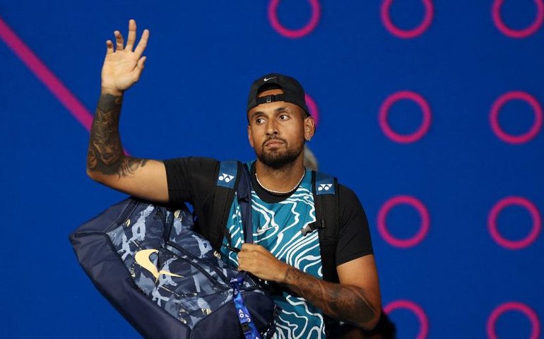 Kyrgios deixa comentário polêmico em foto com ex-companheira e atual namorada de Sinner, 1º do mundo e finalista do US Open