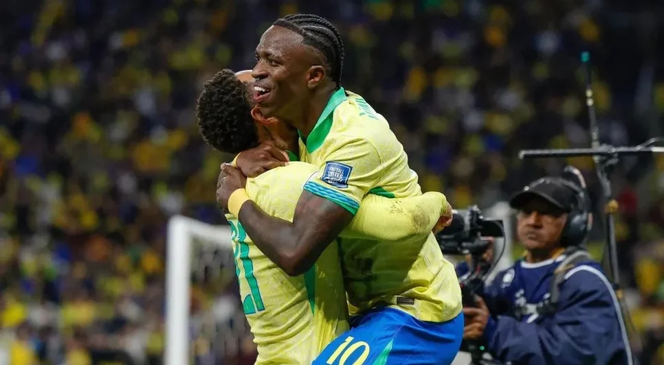 Vini Jr. comemora gol pelo Brasil. - Foto: Rafael Ribeiro/CBF