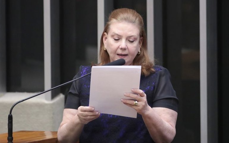 Comissão de Constituição e Justiça aprova inclusão do turismo como direito fundamental para idosos