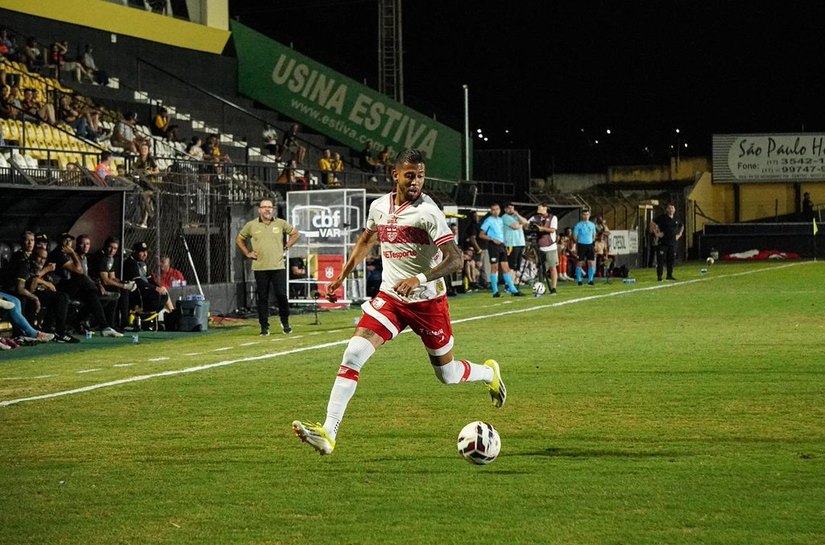 CRB perde por 3 a 0 para o Novorizontino em jogo de despedida da Série B