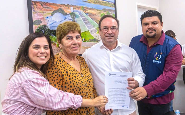 Prefeitura repassa mais de R$ 1 milhão a 8 associações que cuidam de crianças e adolescentes em Arapiraca