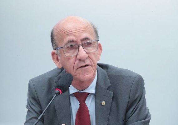 Comissão aprova projeto que isenta pessoas com mais de 75 anos do pagamento de imposto de renda e Previdência